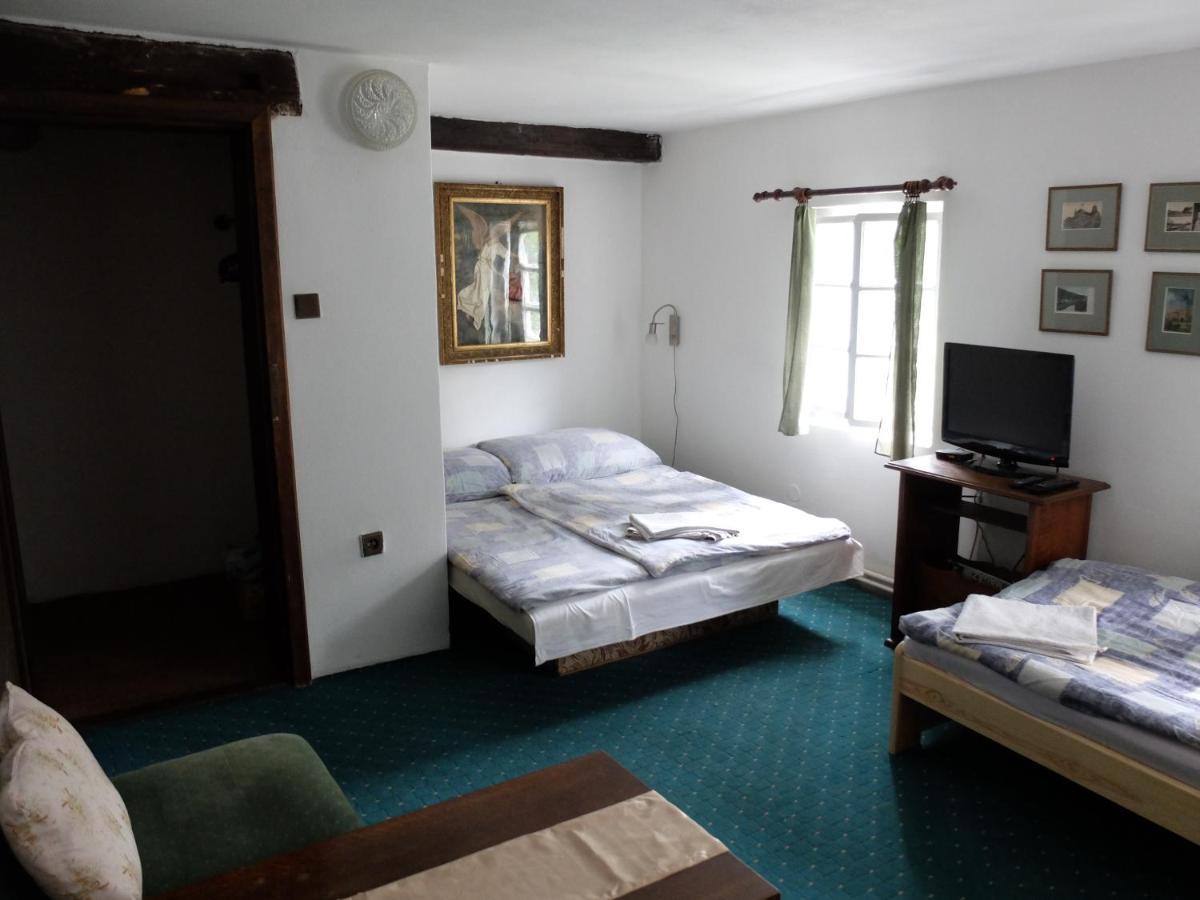 U Uhliru Hotel Liberec Buitenkant foto